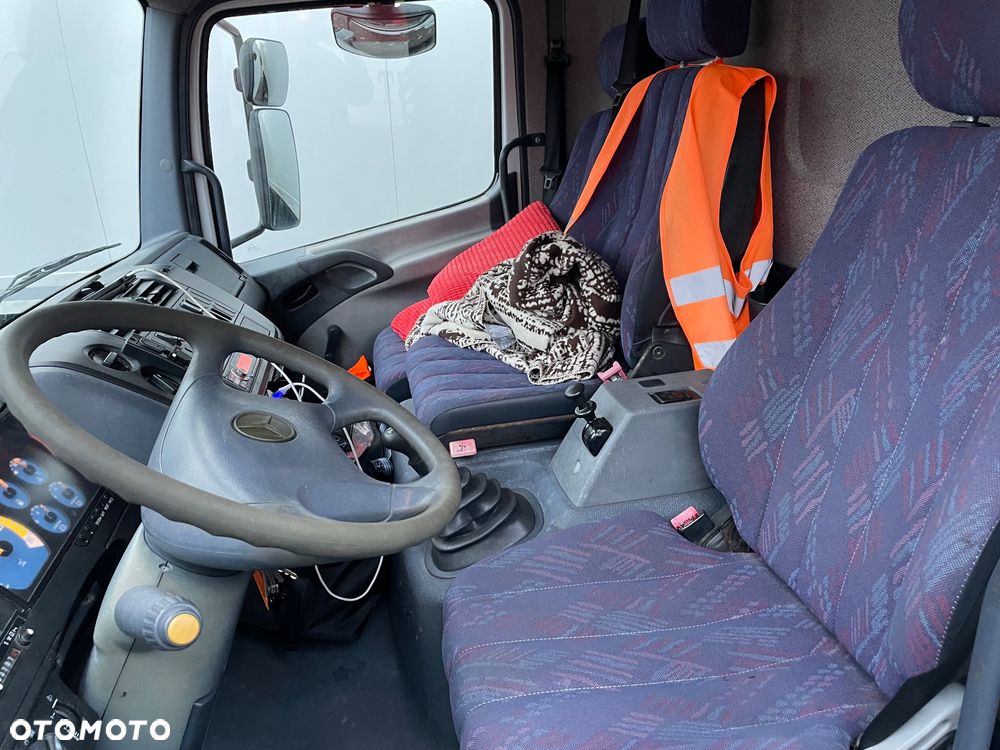 Mercedes-Benz Atego 818 bardzo dobry stan - 7