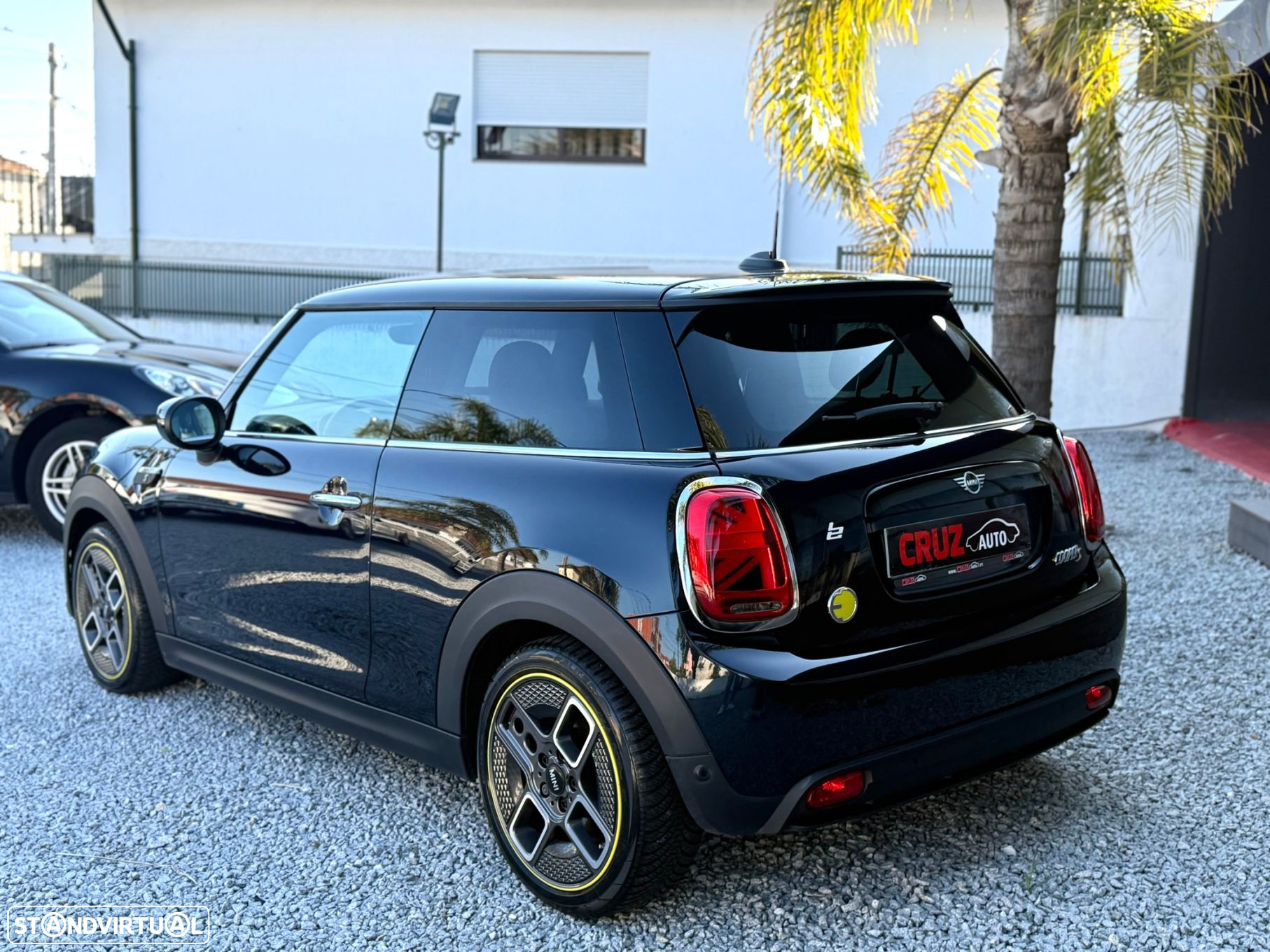MINI 3 Portas Cooper SE Premium Extra Essential - 15