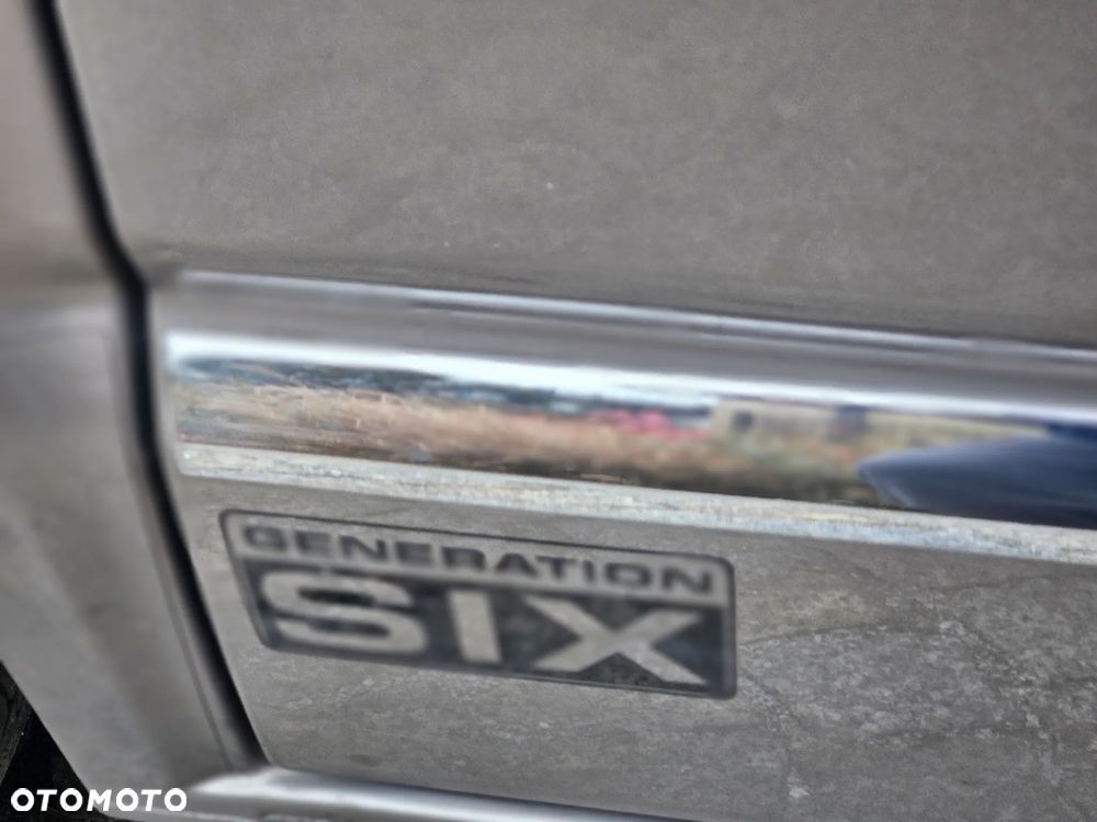 Volkswagen Multivan 2.0 BiTDI L1 Generation SIX DSG - 11