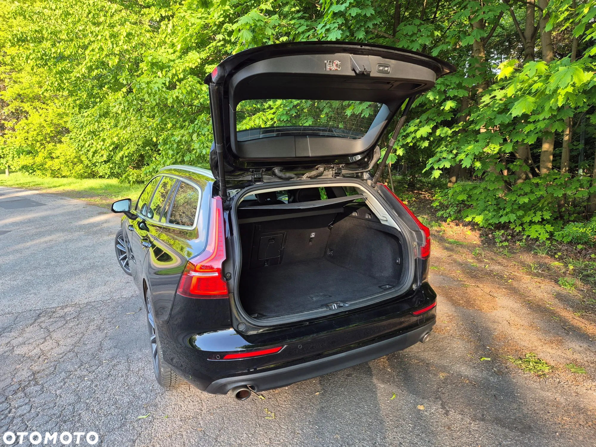 Volvo V60 B4 B Momentum Pro - 17