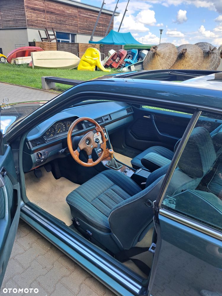 Mercedes-Benz W124 (1984-1993) - 8