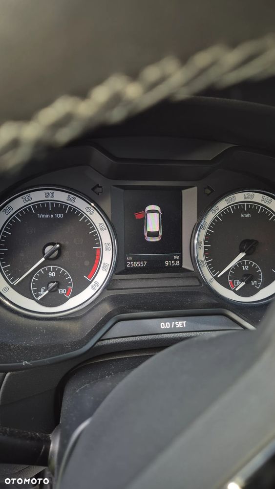 Skoda Octavia 2.0 TDI 4x4 Ambition EU6 - 9