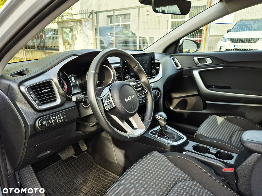 Kia Ceed 1.5 T-GDI M DCT - 10
