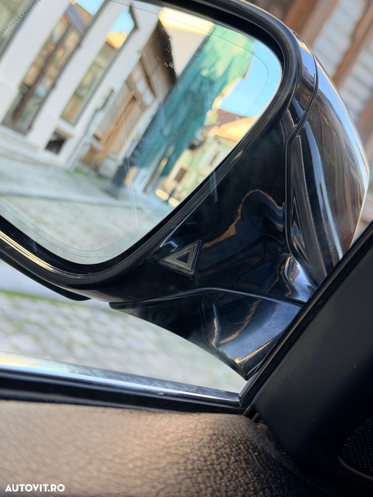 BMW Seria 5 518d Aut. Luxury Line - 16