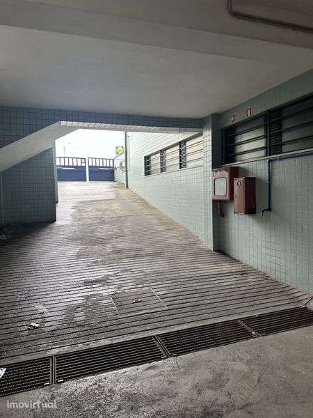 Armazem - box - arrumos - self storage - Grande imagem: 4/5