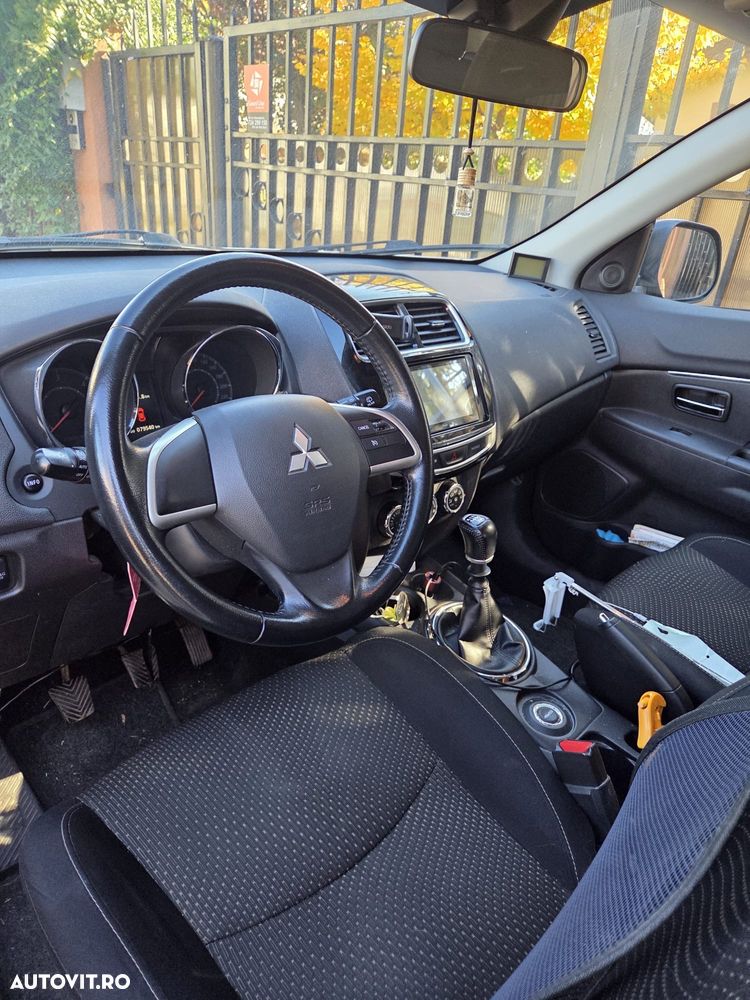 Mitsubishi ASX 1.8 DI-D 4WD Invite - 2