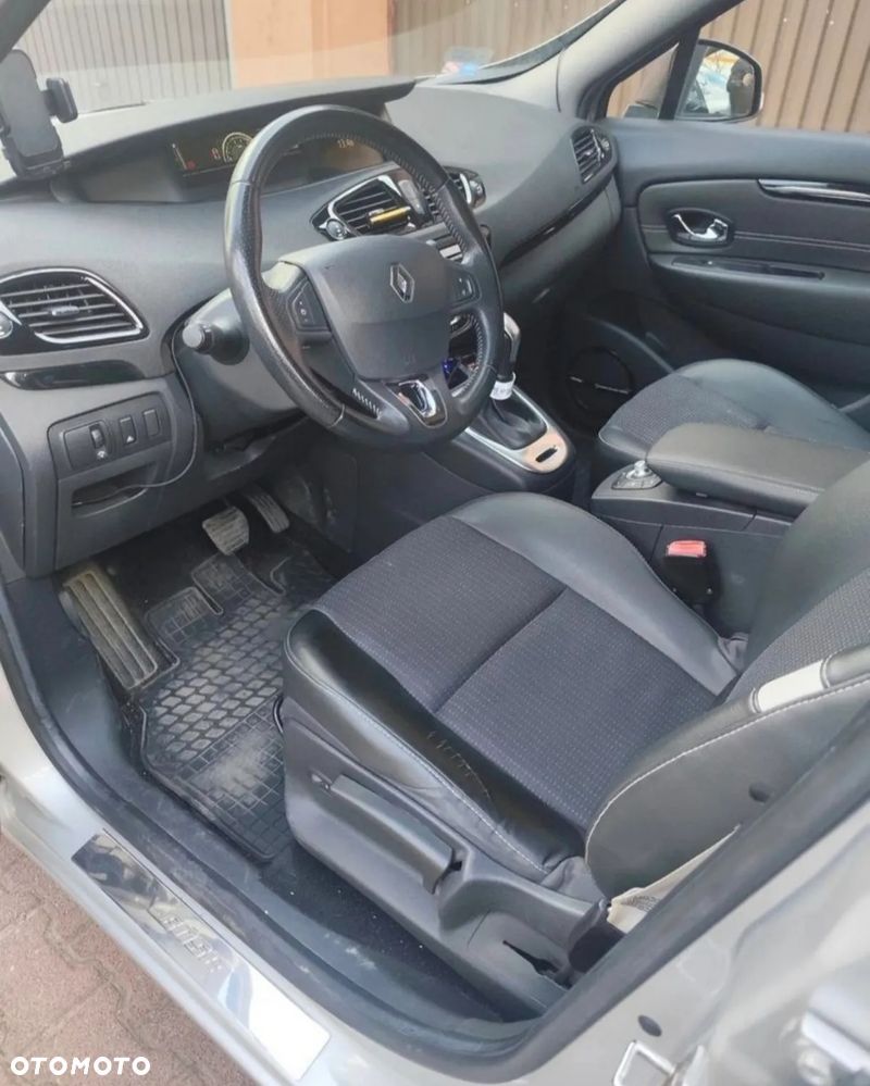 Renault Scenic - 7