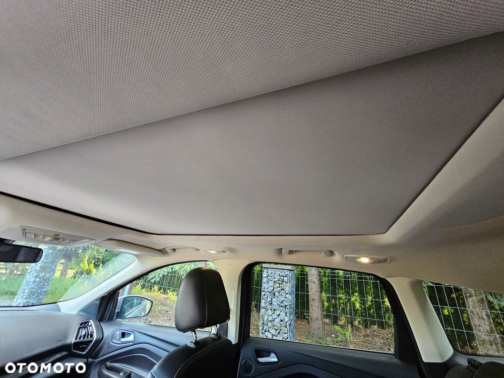 Ford Kuga 2.0 TDCi 4x4 Titanium - 19