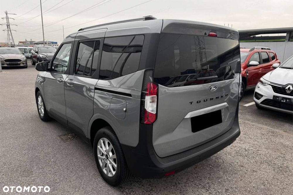 Ford Tourneo Courier - 9