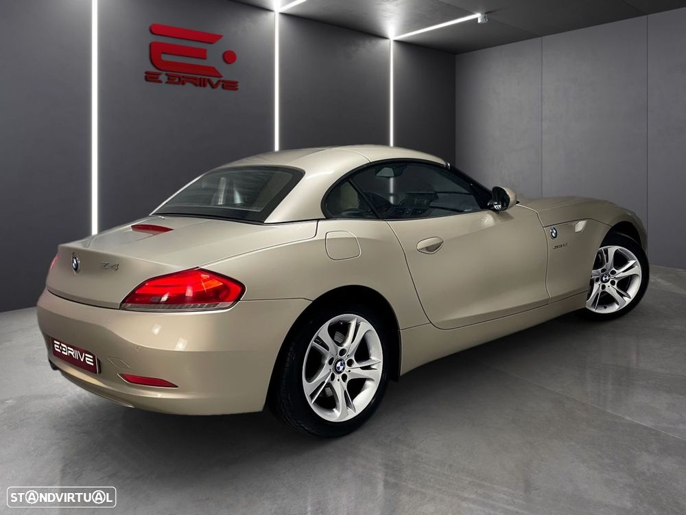 BMW Z4 23 i Auto - 8