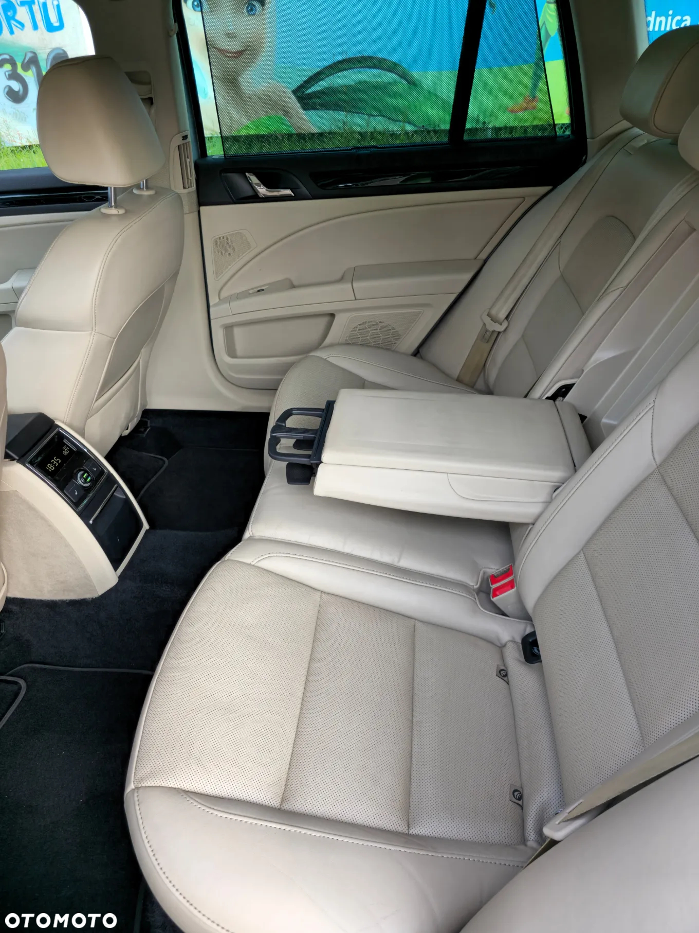 Skoda Superb 2.0 TDI 4x4 L&K DSG - 25