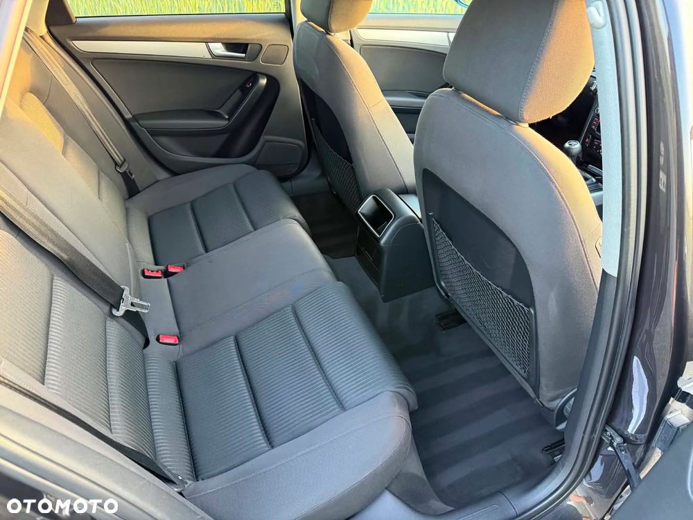 Audi A4 Avant 2.0 TDI e DPF Attraction - 8