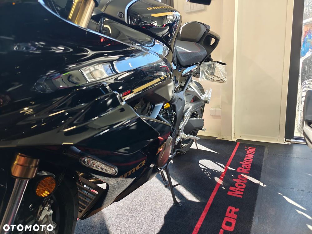 QJMOTOR SRK 800RR - 5