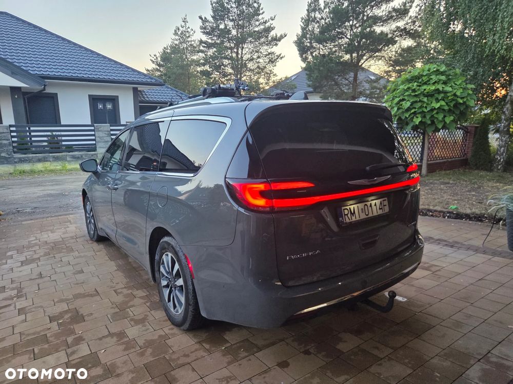 Chrysler Pacifica - 7