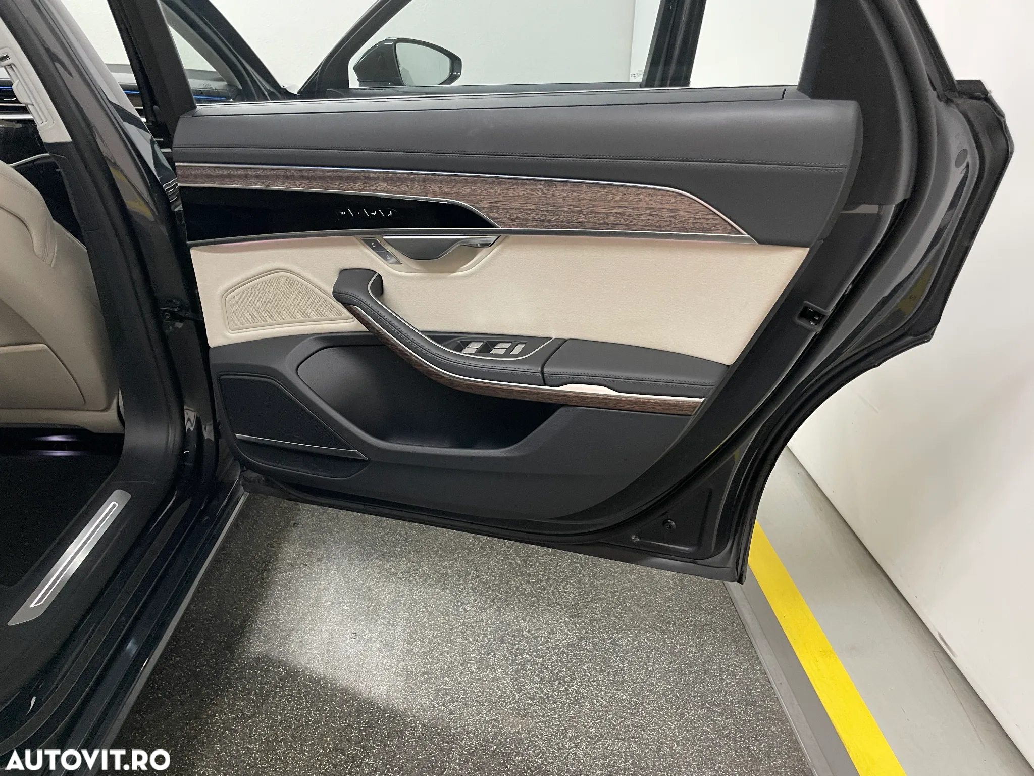 Audi A8 A8L 60 TFSI e quattro Tiptronic PHEV - 14