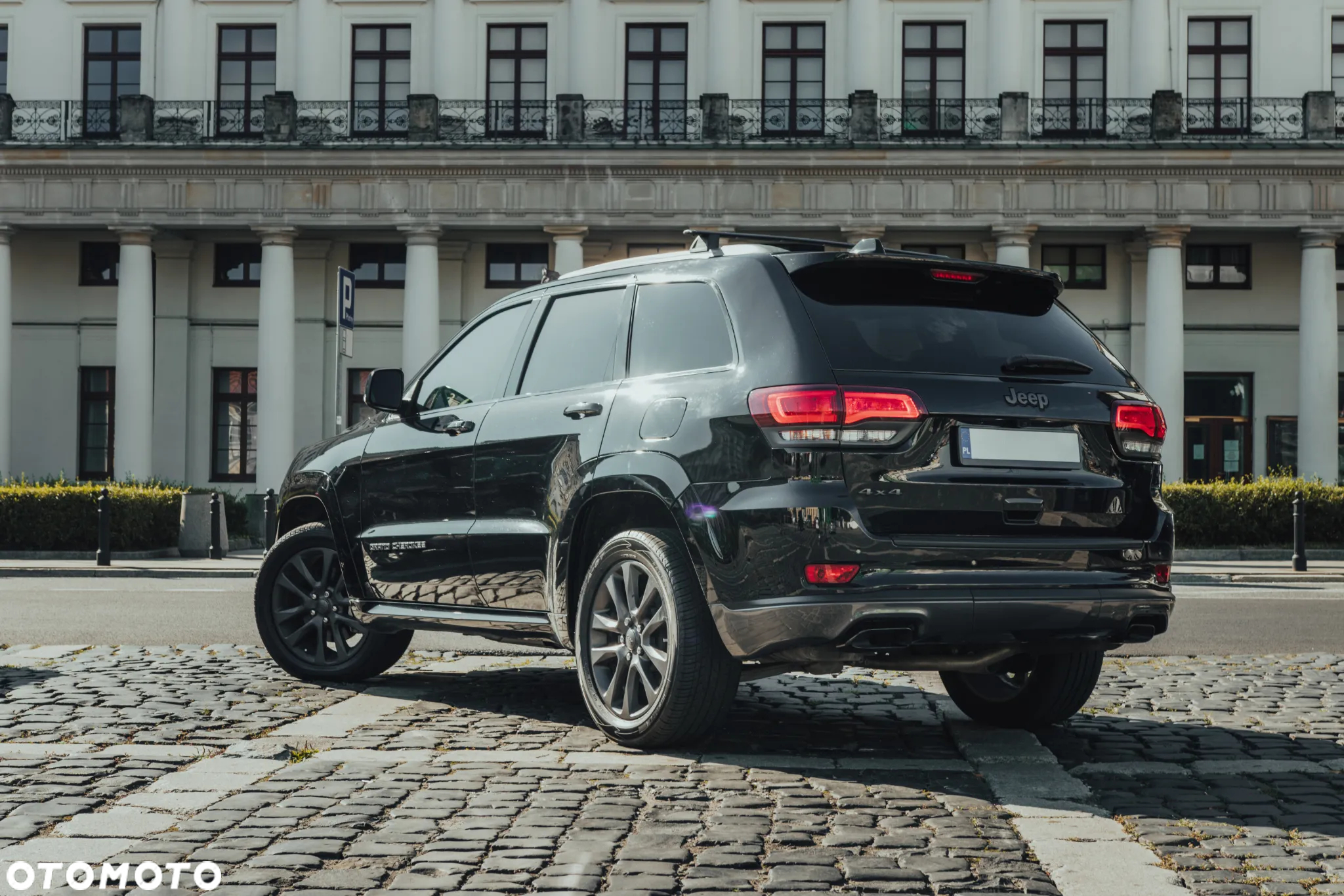 Jeep Grand Cherokee 5.7 V8 HEMI Overland - 2
