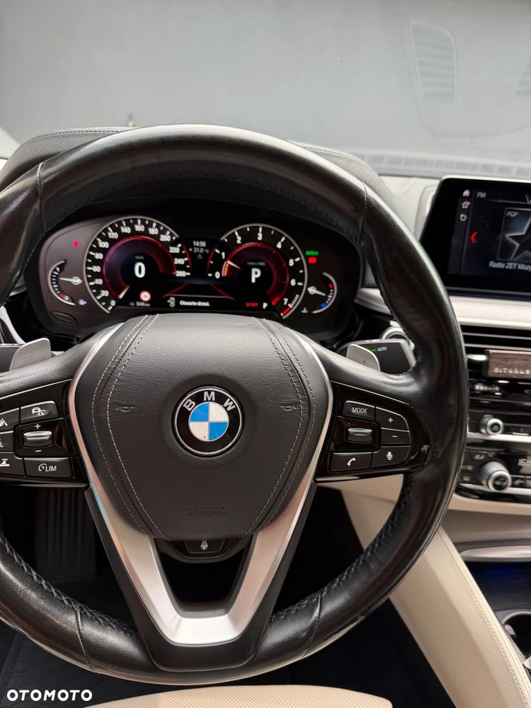 BMW Seria 5 530i M Sport sport - 16