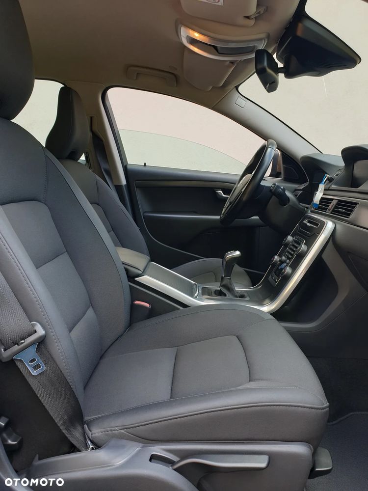 Volvo V70 D2 Linje Classic - 31