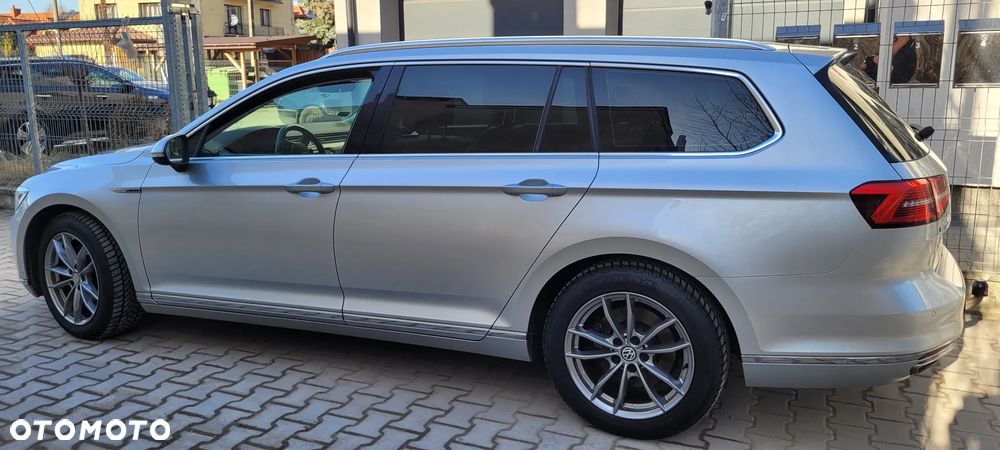 Volkswagen Passat - 17