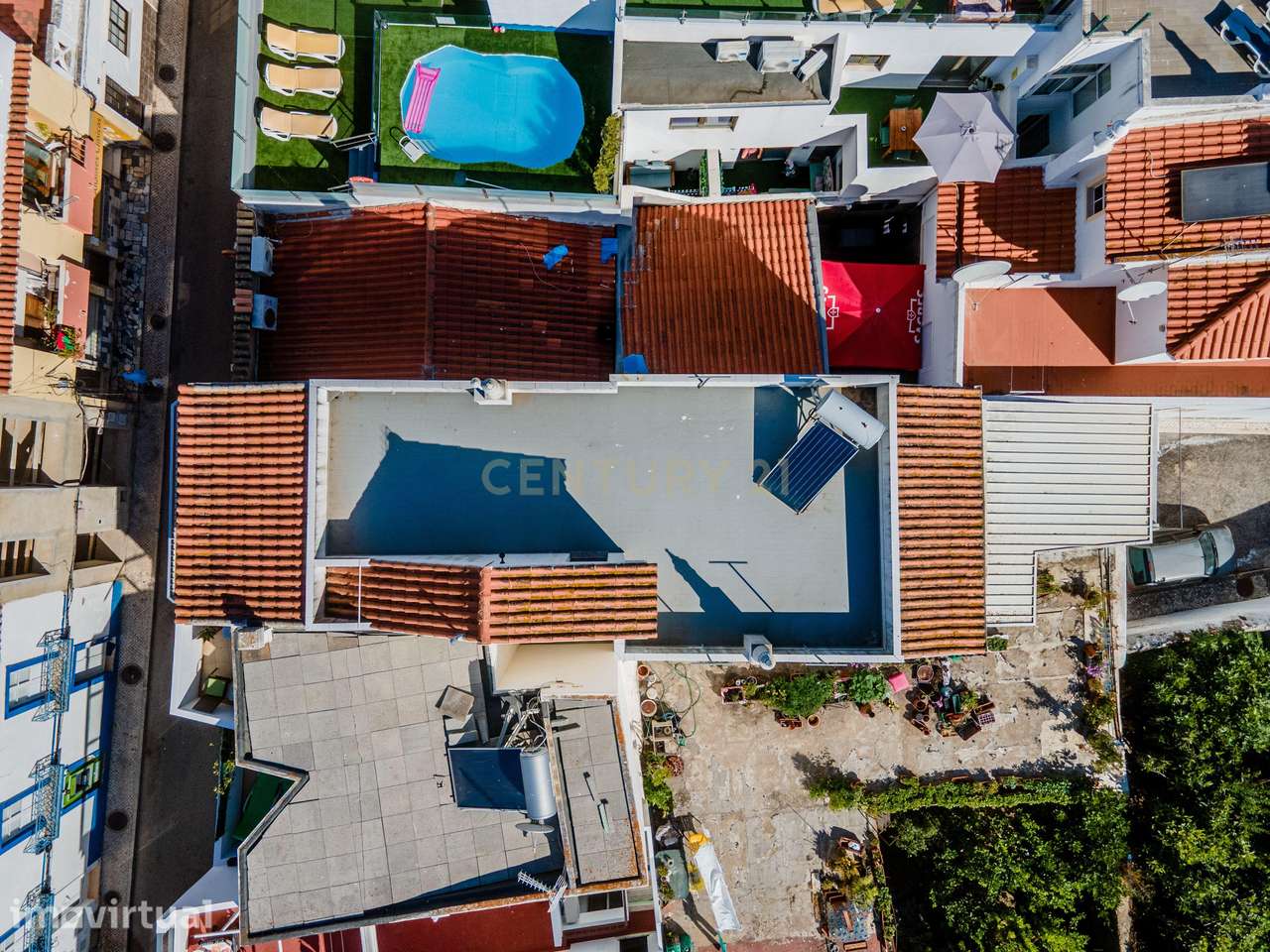 No coração do centro histórico de Alvor, fantástica moradia T3 com loj - Grande imagem: 3/50