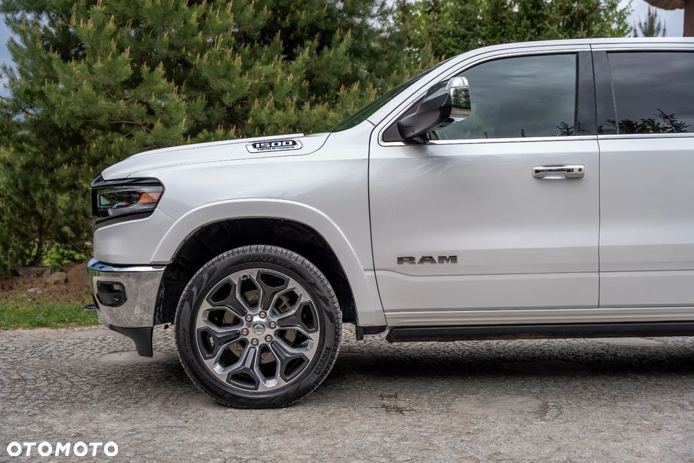 RAM 1500 5.7 Crew Cab Limited - 9