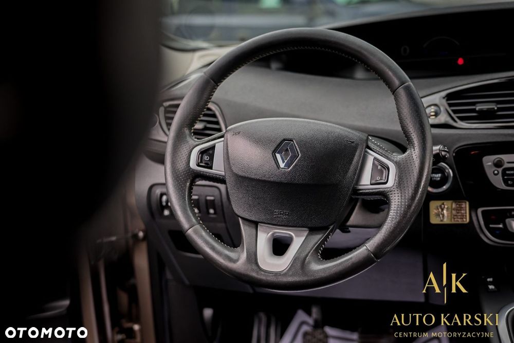 Renault Scenic - 8