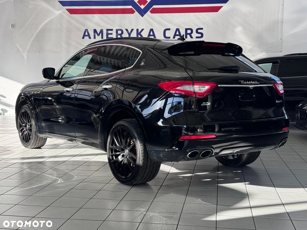 Maserati Levante S Q4 - 4