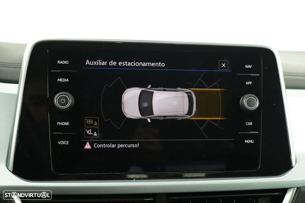 VW T-Roc 1.0 TSI - 12