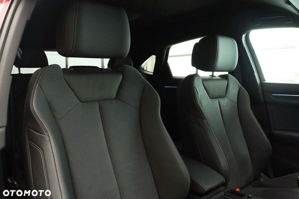 Audi Q3 Sportback - 13