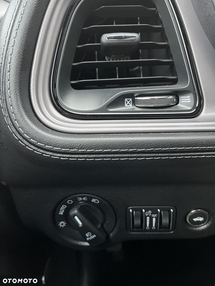 Dodge Challenger Automatik R/T Plus - 11