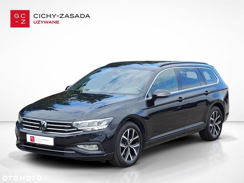 Volkswagen Passat - 1