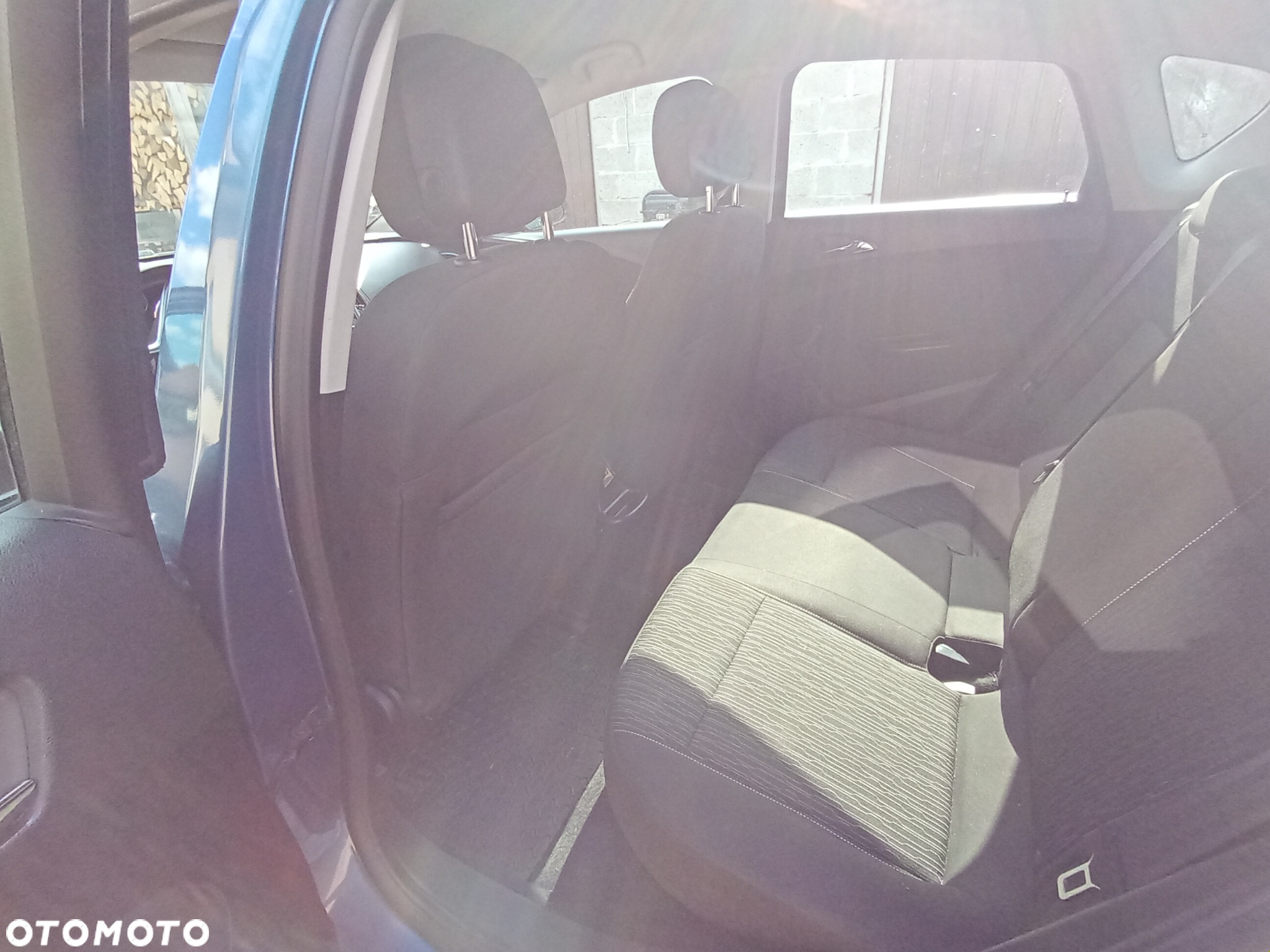 Opel Astra IV 1.4 T Active - 8