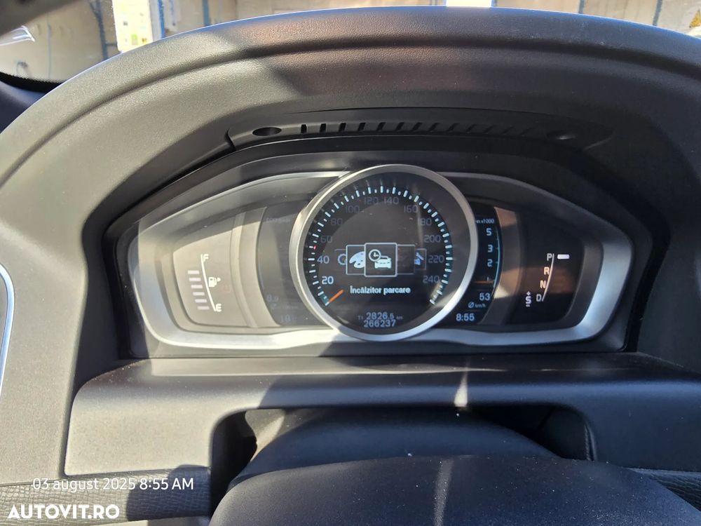 Volvo XC 60 D4AWD Momentum - 7