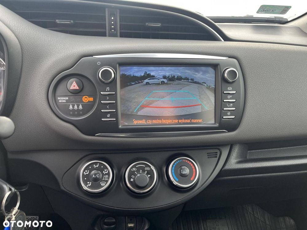 Toyota Yaris - 11