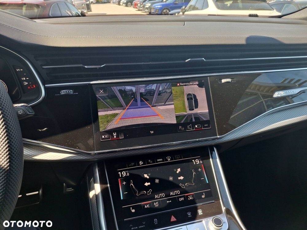 Audi Q8 - 36