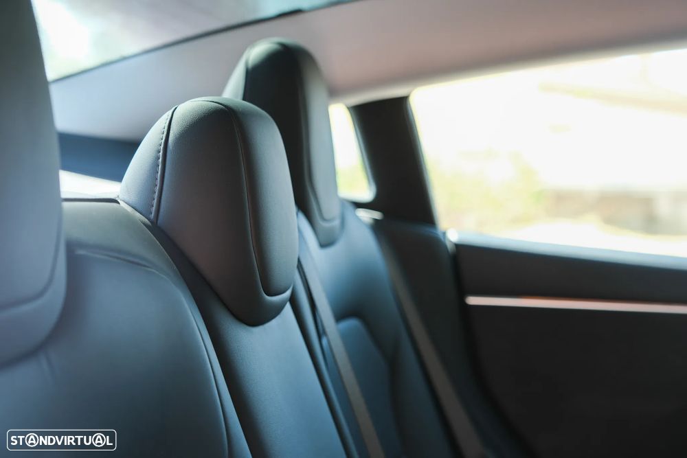 Tesla Model 3 Long Range Tração Integral - 29