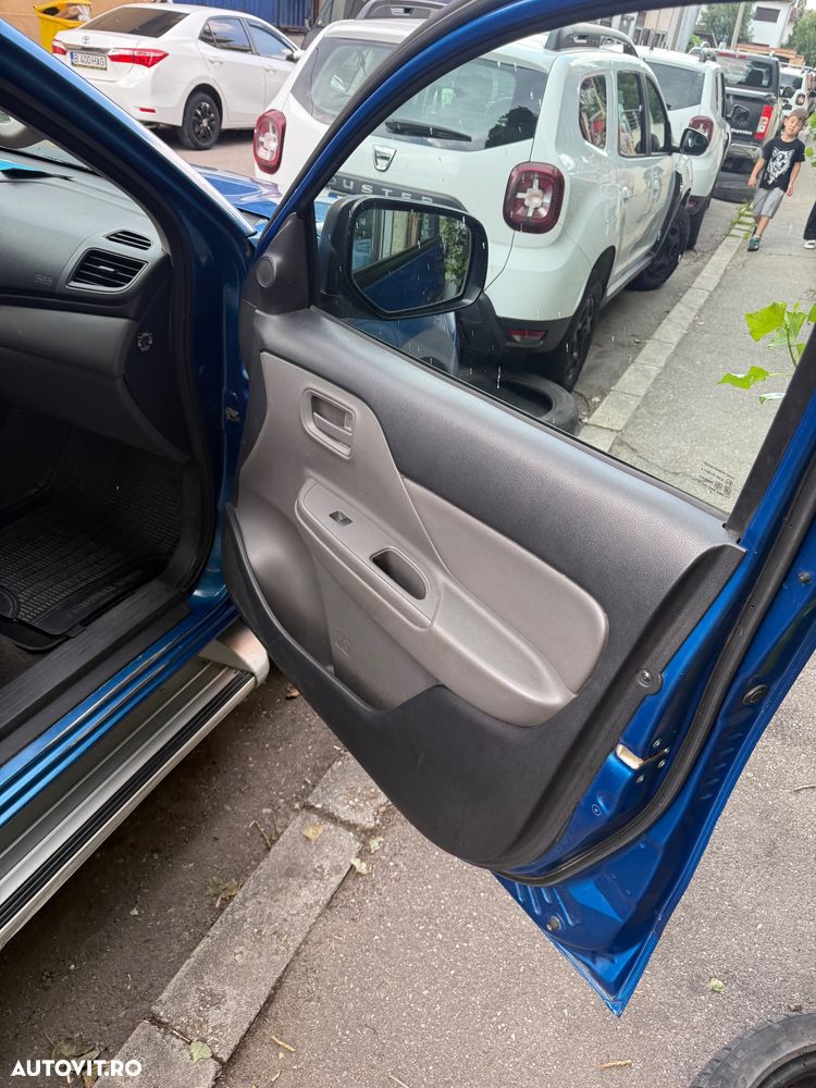 Mitsubishi L200 Double Cab M/T Intense - 23