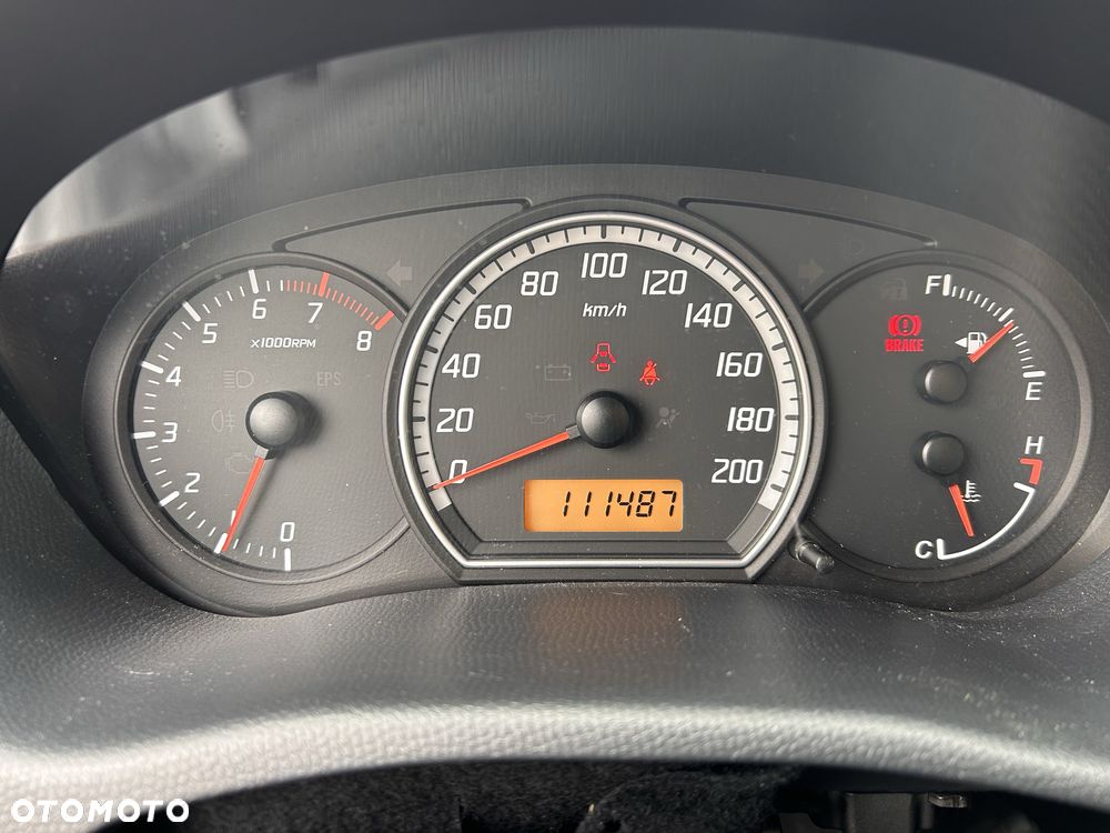 Suzuki Swift - 3