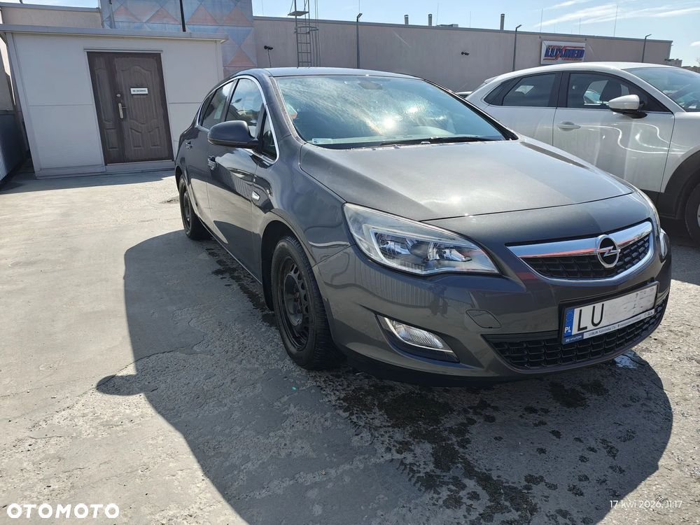Opel Astra 1.6 Cosmo - 2
