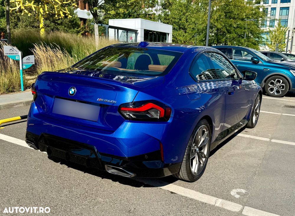 BMW M2 M240i xDrive AT - 11
