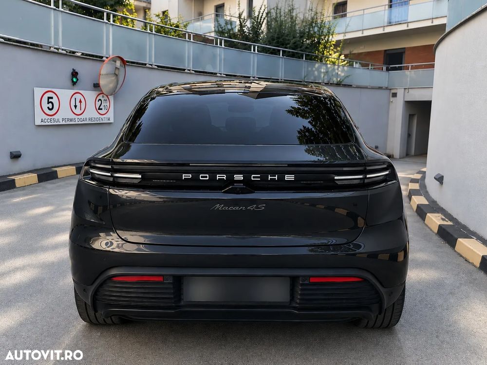 Porsche Macan 4S 100 kWh - 11