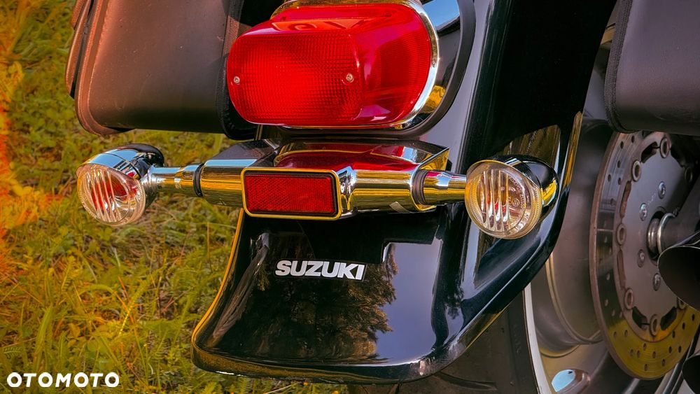 Suzuki Boulevard - 28