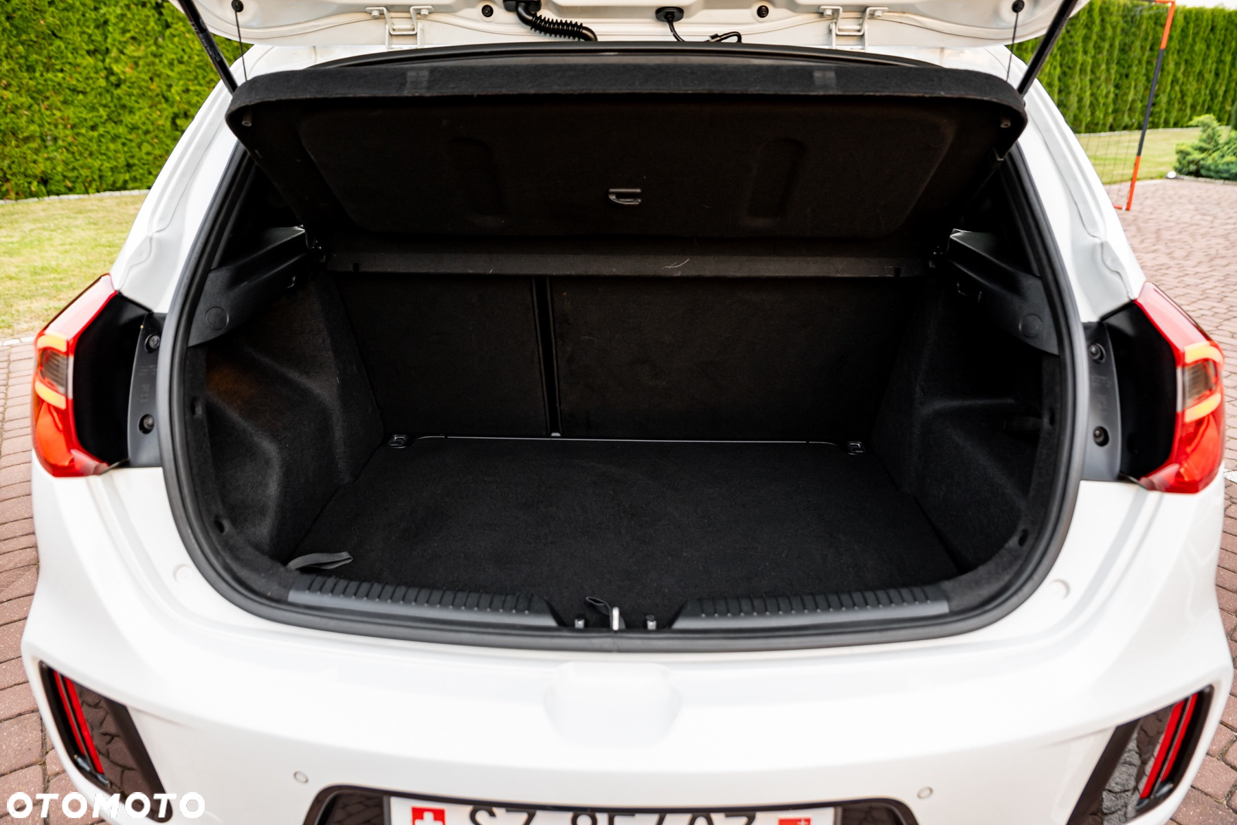Kia Ceed 1.6 T-GDI GT - 18