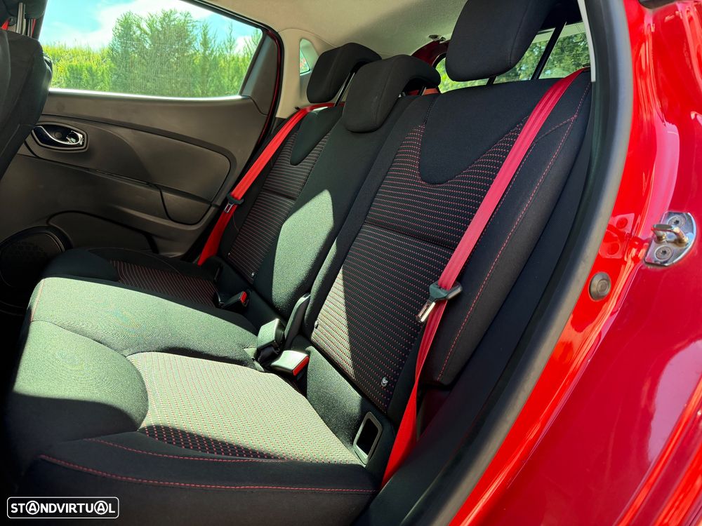 Renault Clio 1.6 Turbo R.S. EDC Sport - 25