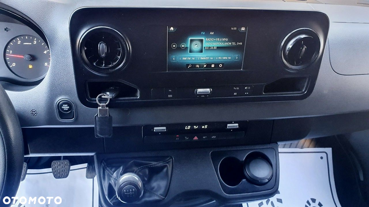 Mercedes-Benz Sprinter - 27