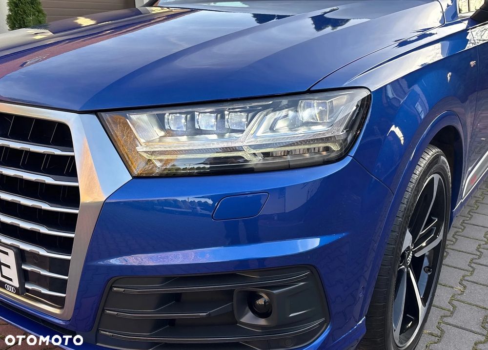 Audi Q7 - 7
