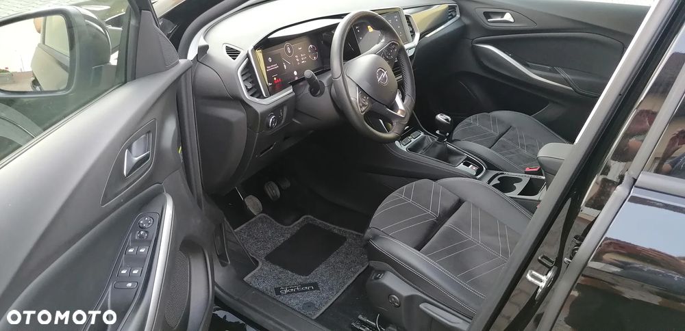 Opel Grandland X - 13