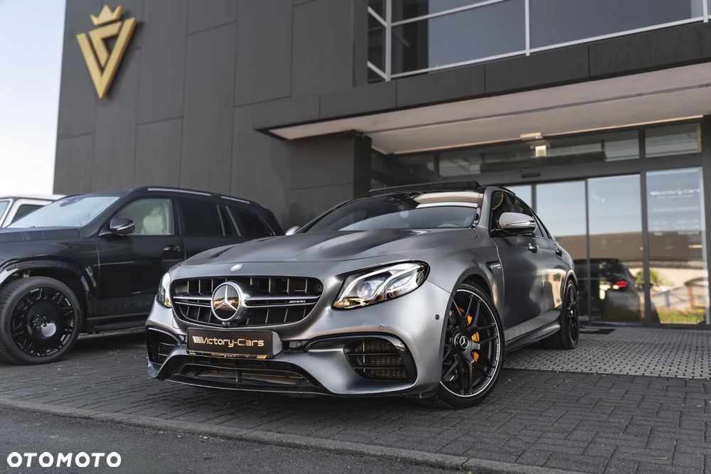 Mercedes-Benz Klasa E - 2