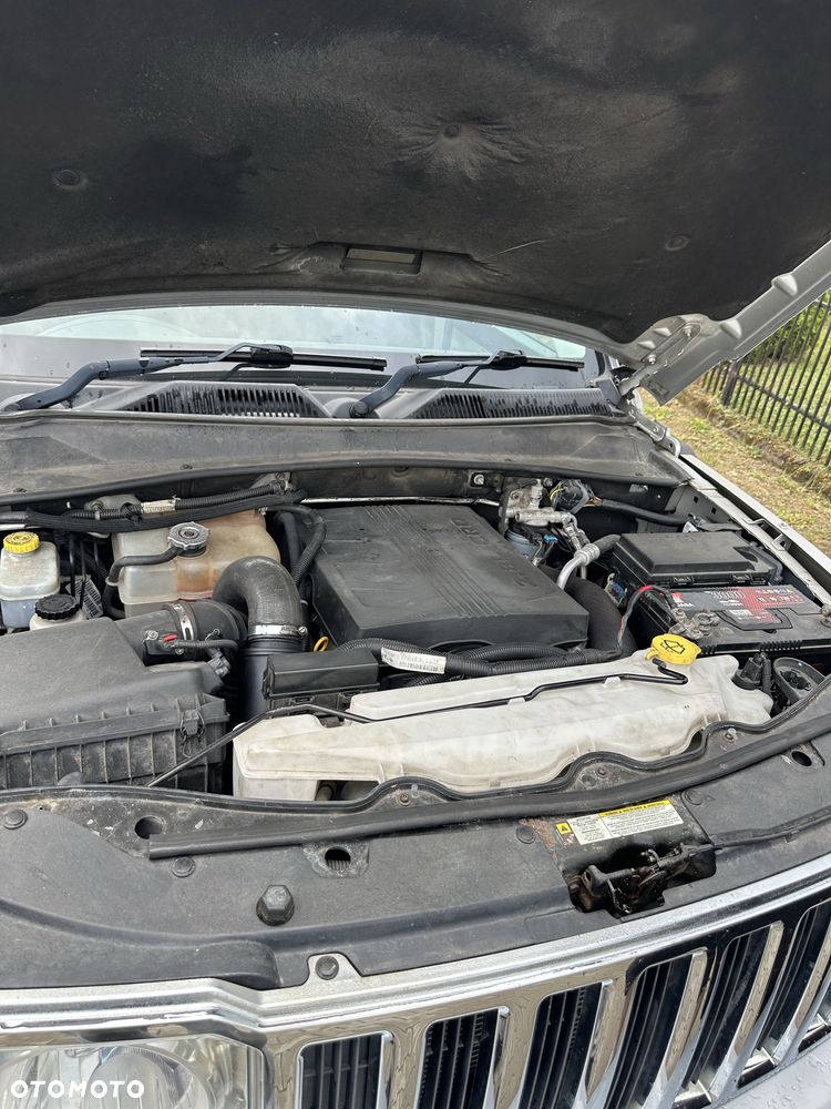 Jeep Cherokee - 3