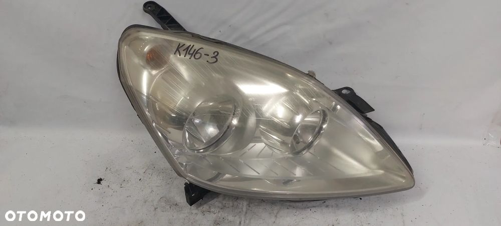 .  PRZOD PRZEDNIA LAMPA PRAWA OPEL ZAFIRA B - 1